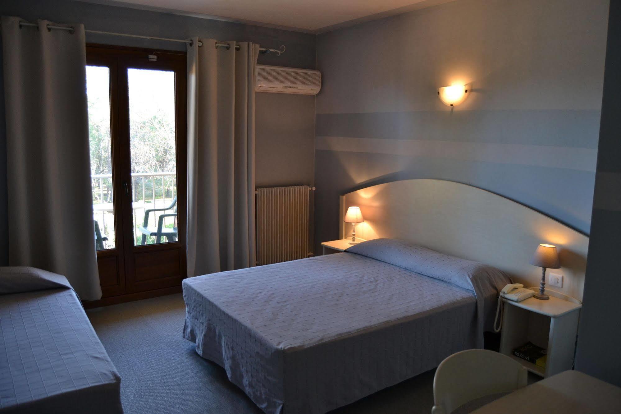 Hotel Cyrnea Calvi  Exteriér fotografie