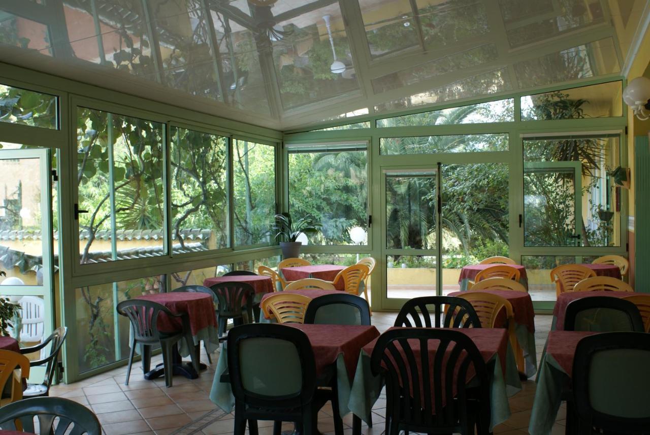 Hotel Cyrnea Calvi  Exteriér fotografie